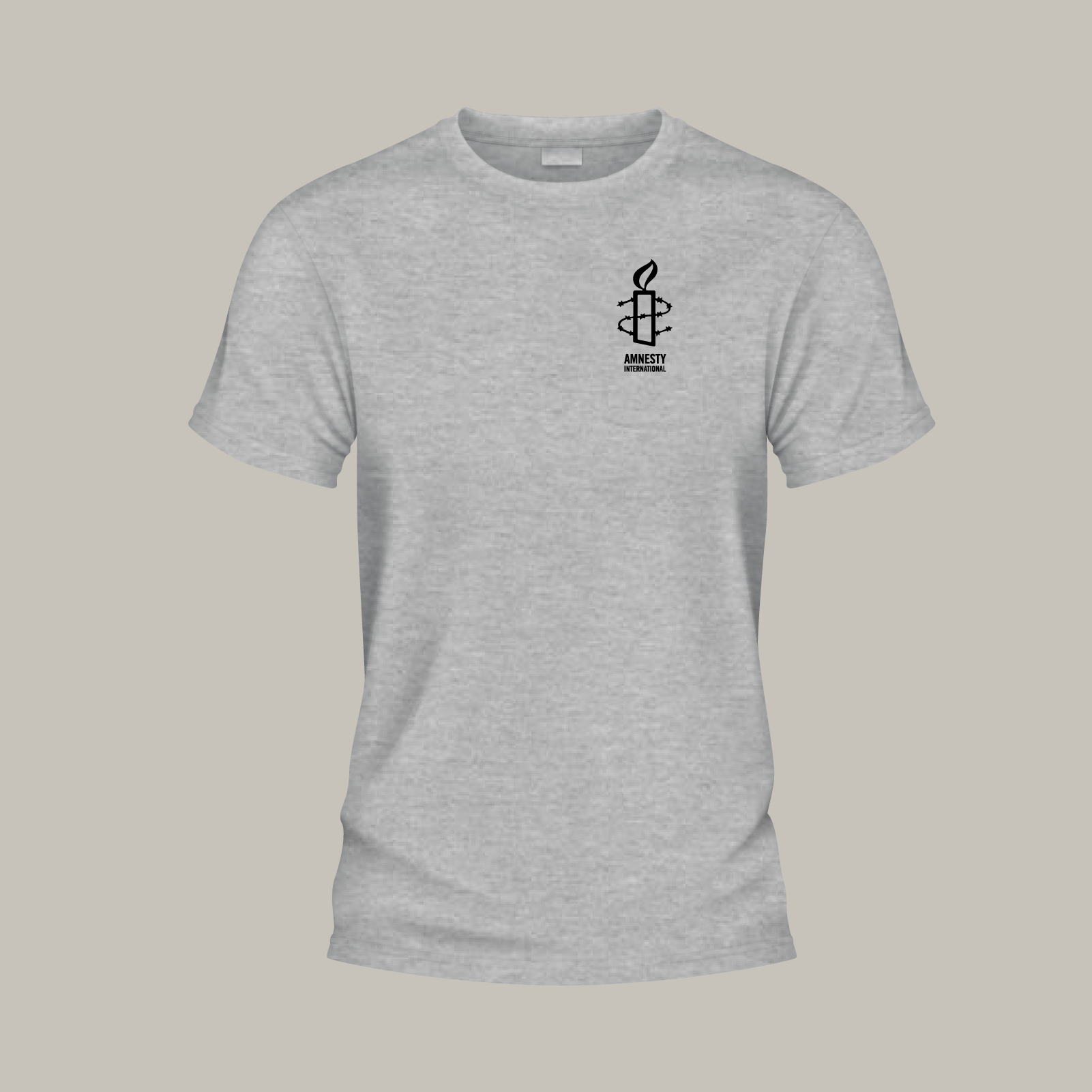 Grau meliertes T-Shirt, auf der Brust das Amnesty-Logo mit der Kerze